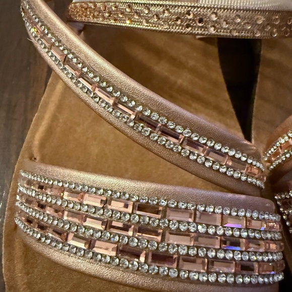 Daisy Fuentes gorgeous sandals size 7.5 - Picture 9 of 9